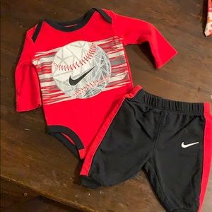 Infant Boys (0-3m) Nike 2pc baseball set